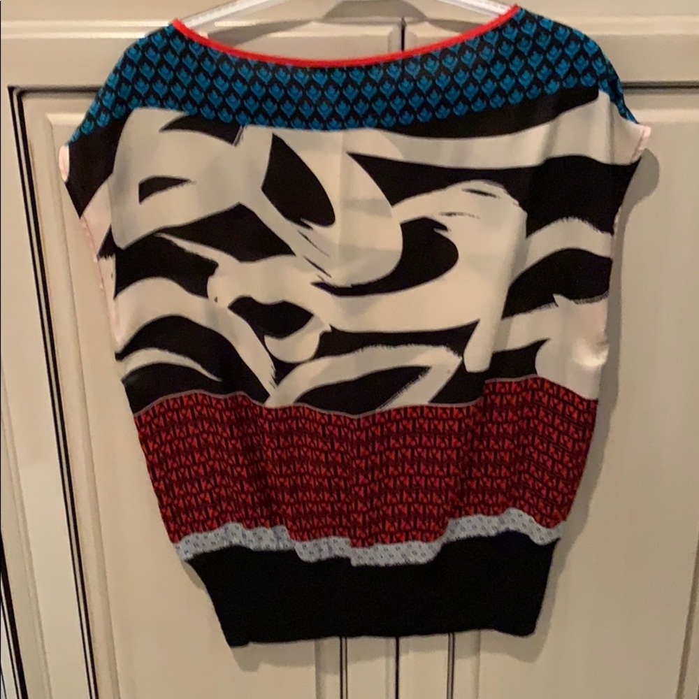 Express Blouse - Picture 3 of 3
